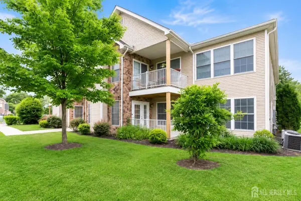 -106 Chariot Court, Piscataway, NJ 08854