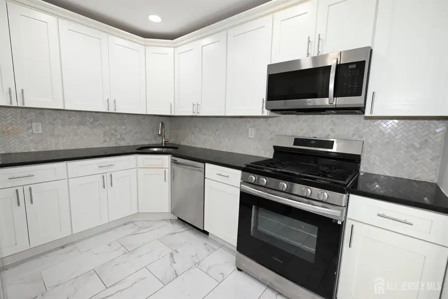 -271 College Drive, Edison, NJ 08817 - #2