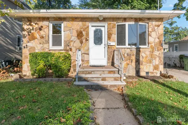 -14 Harrison Street, Sayreville, NJ 08872