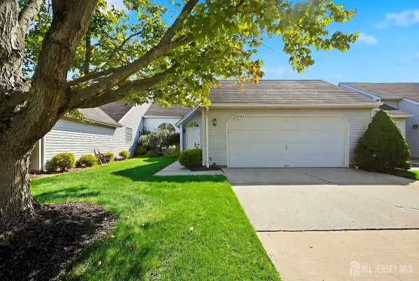 -567-B Nutley Drive, Monroe, NJ 08831