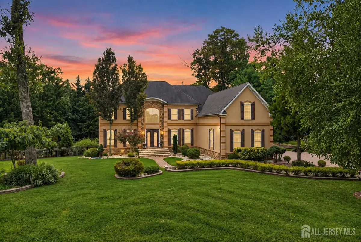 -2 Lexington Court, Monroe, NJ 08831 - #1