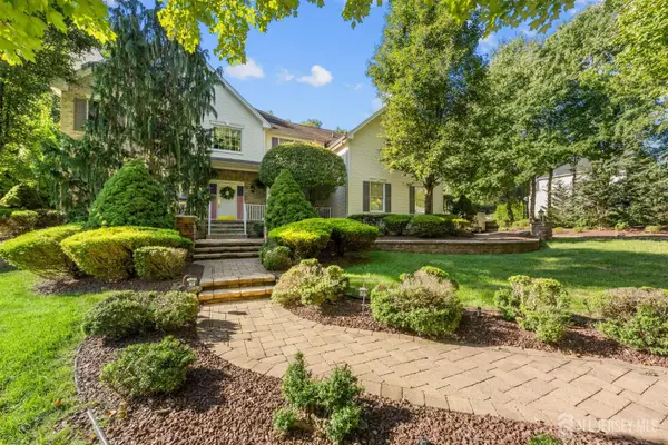 -6 Polonia Court, Monroe, NJ 08831
