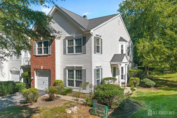 -301 Pheasant Run, South Brunswick, NJ 08852