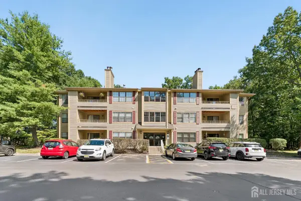 -1403 Stoneridge Circle, Helmetta, NJ 08828
