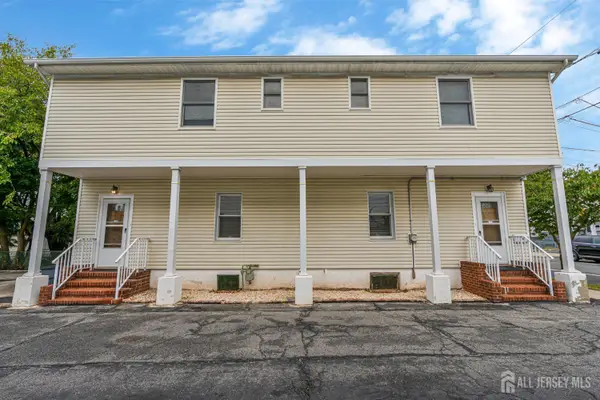 -18 Robinson Street, New Brunswick, NJ 08901