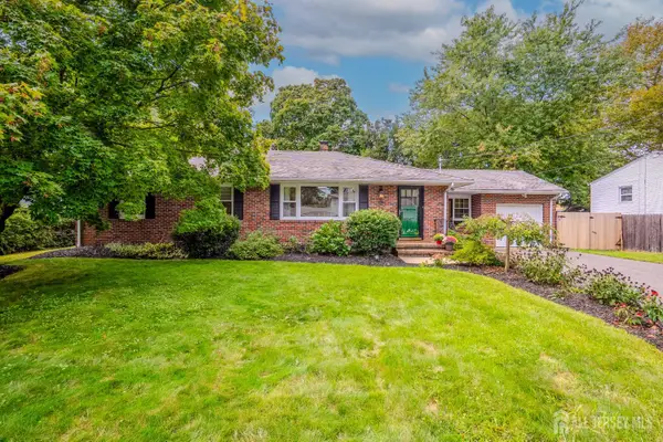 -113 Springcrest Drive, Hightstown, NJ 08520