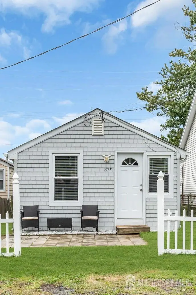 -337 Shoreland Circle, Laurence Harbor, NJ 08879 - #2
