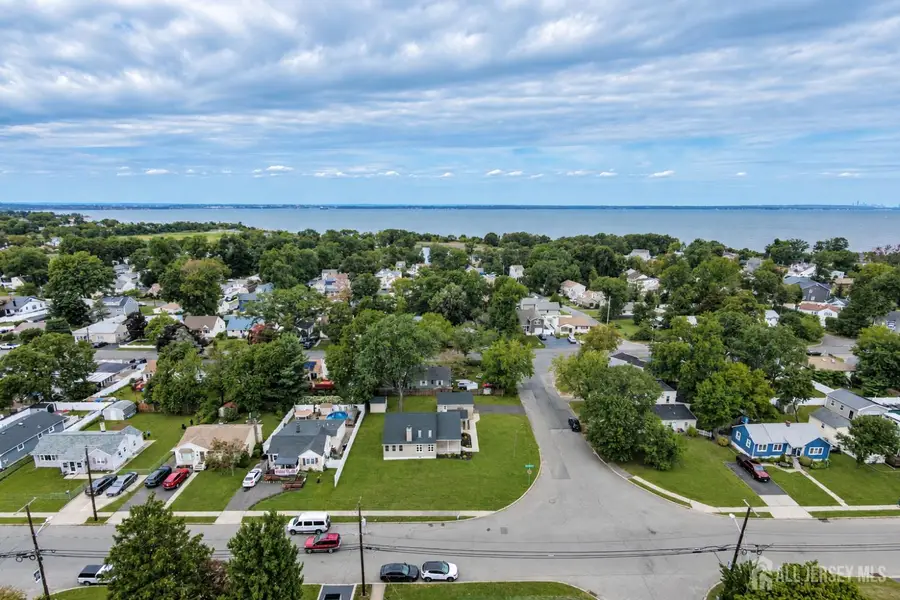 -856 E Concourse, Cliffwood Beach, NJ 07735 - #2