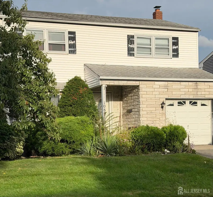 -1085 Andrews Drive, Perth Amboy, NJ 08861 - #2