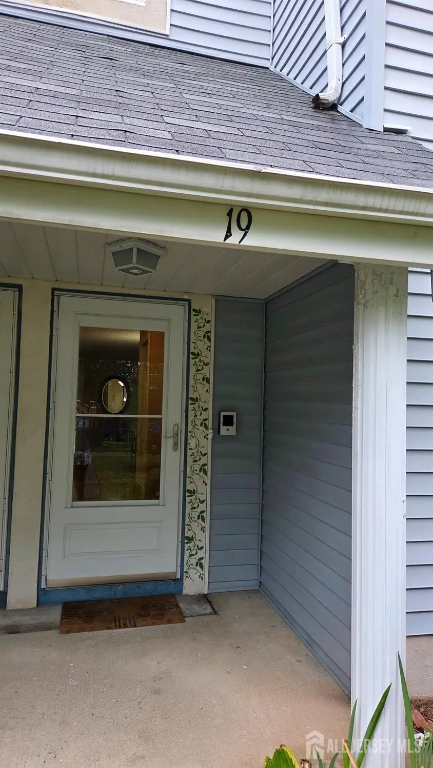 -19 Tanglewood Court, South Brunswick, NJ 08852 - #1