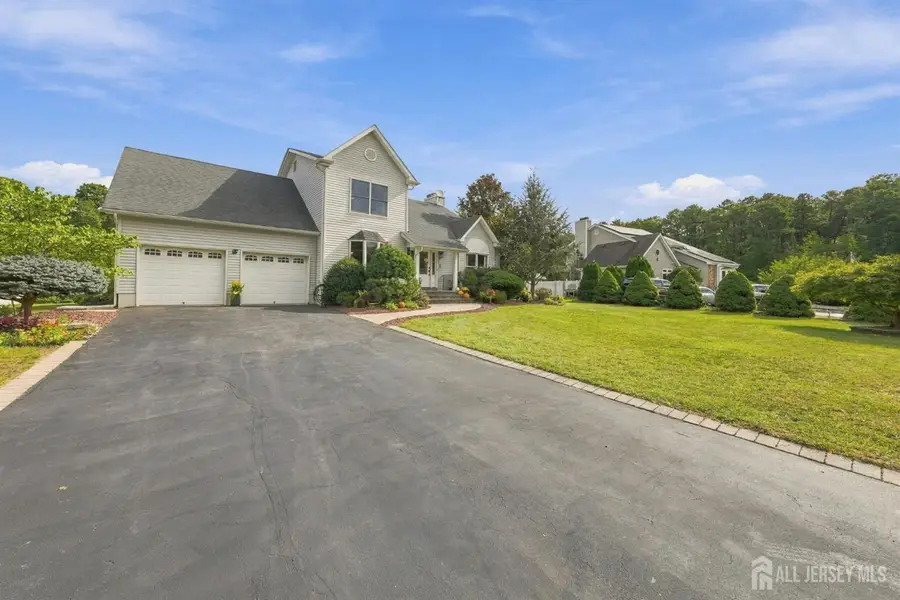 -221 Jon Street, Old Bridge, NJ 08857 - #3