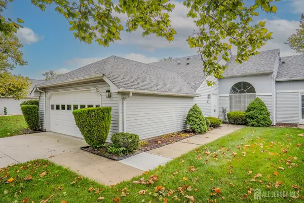 -644 Nutley Drive #A, Monroe, NJ 08832