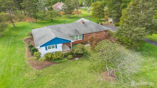 -913 Madison Avenue, Bridgewater, NJ 08807