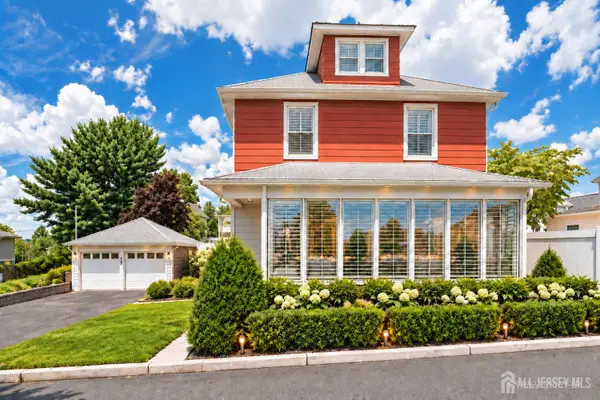 -19 Church Street, Sayreville, NJ 08872
