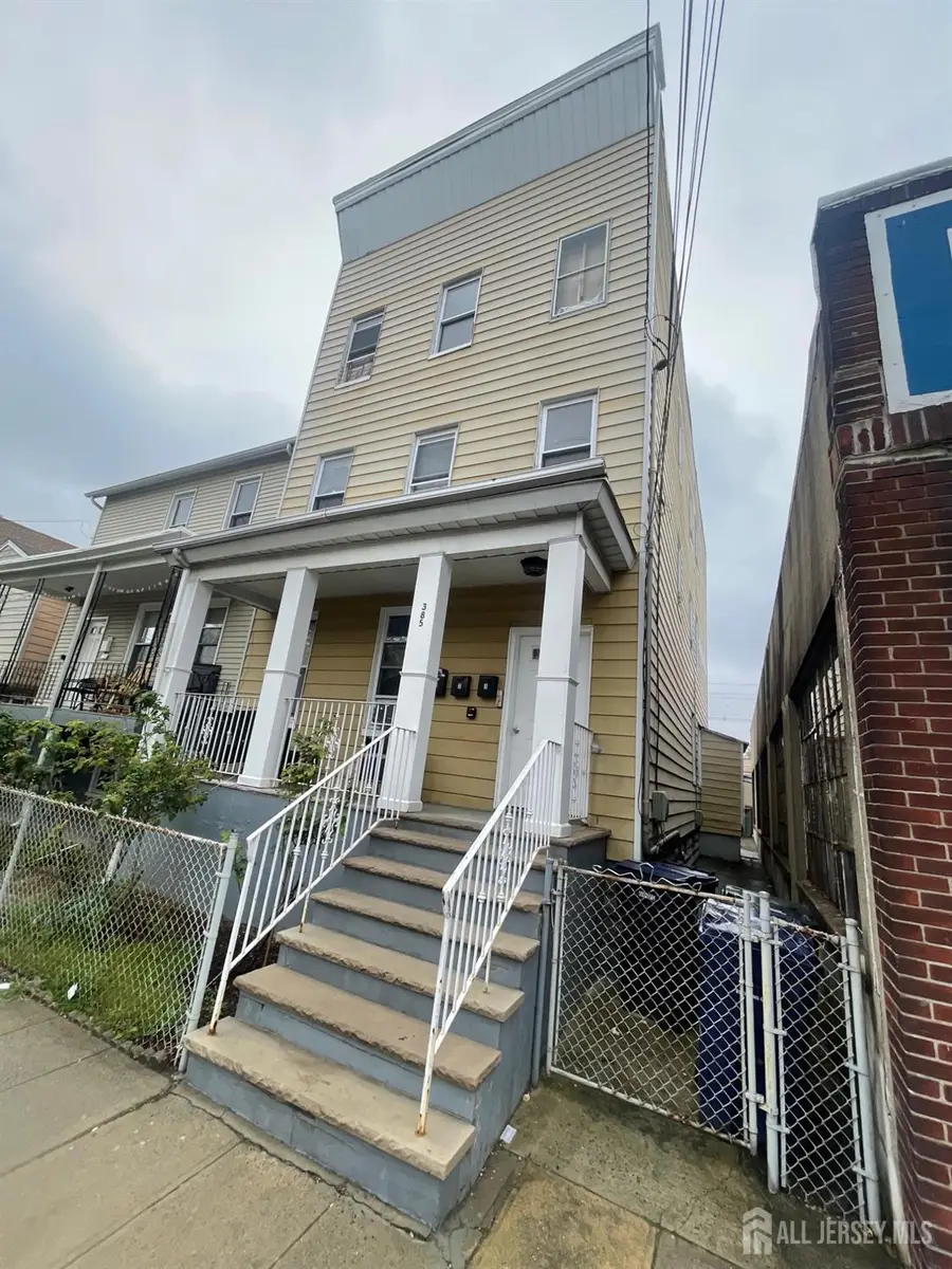-385 Washington Street, Perth Amboy, NJ 08861 - #2