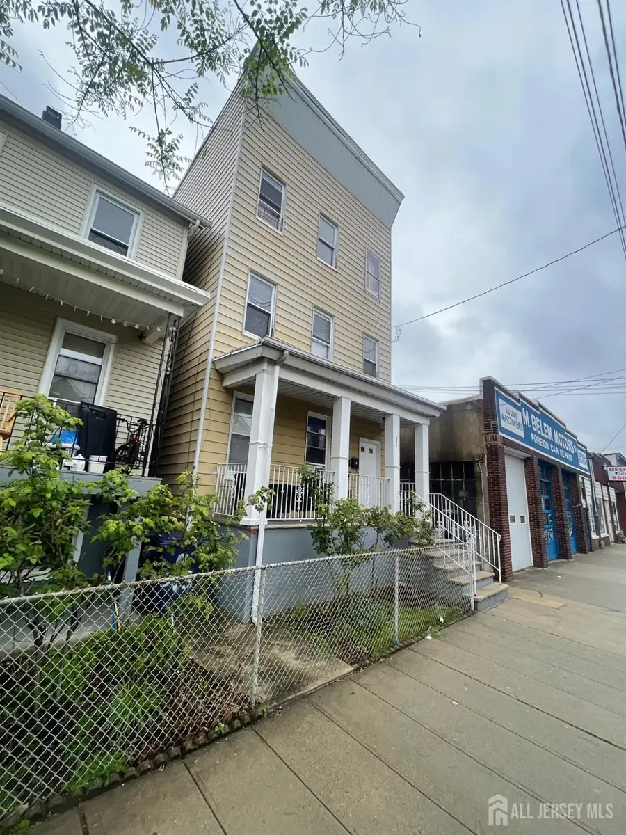 -385 Washington Street, Perth Amboy, NJ 08861 - #3