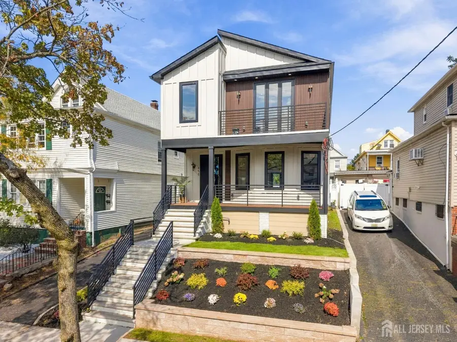 -458 Lawrie Street, Perth Amboy, NJ 08861 - #2