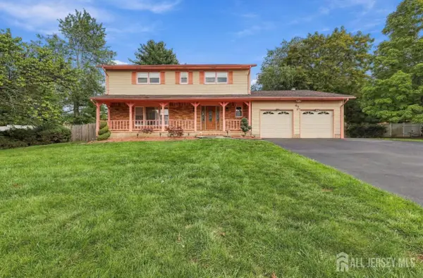 -83 Hidden Lake Drive, North Brunswick, NJ 08902