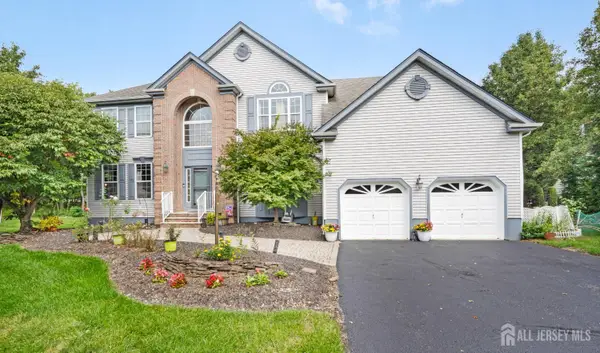 -74 Macfarlane Circle, Monroe, NJ 08831