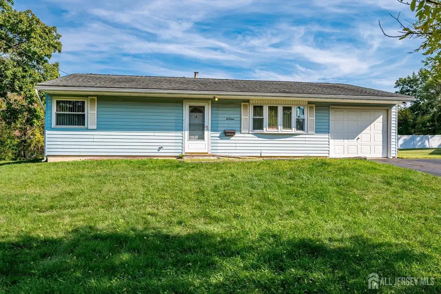 -14 Richford Road, Kendall Park, NJ 08824 - #3