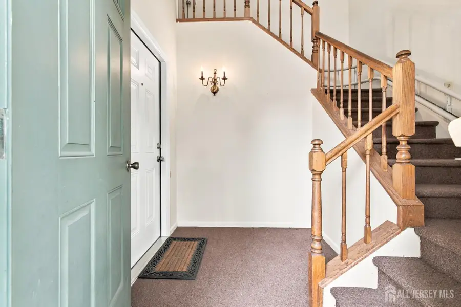 -636 Yale Way #B, Monroe, NJ 08831 - #3