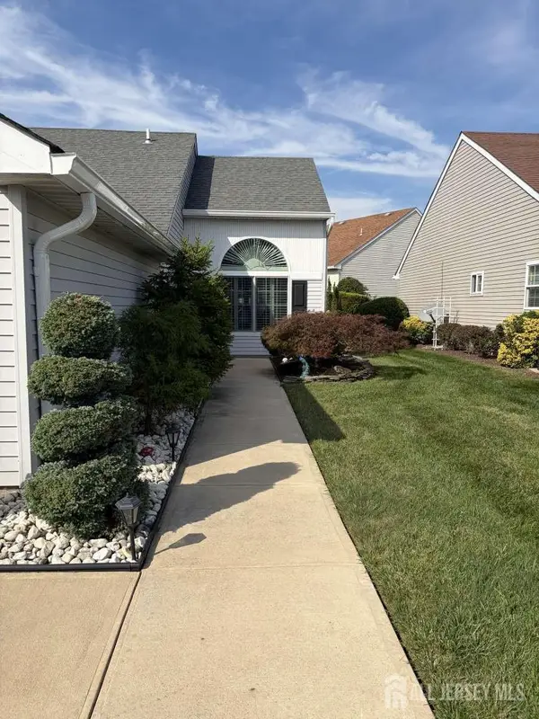-792 Pompton Road #A, Monroe, NJ 08831