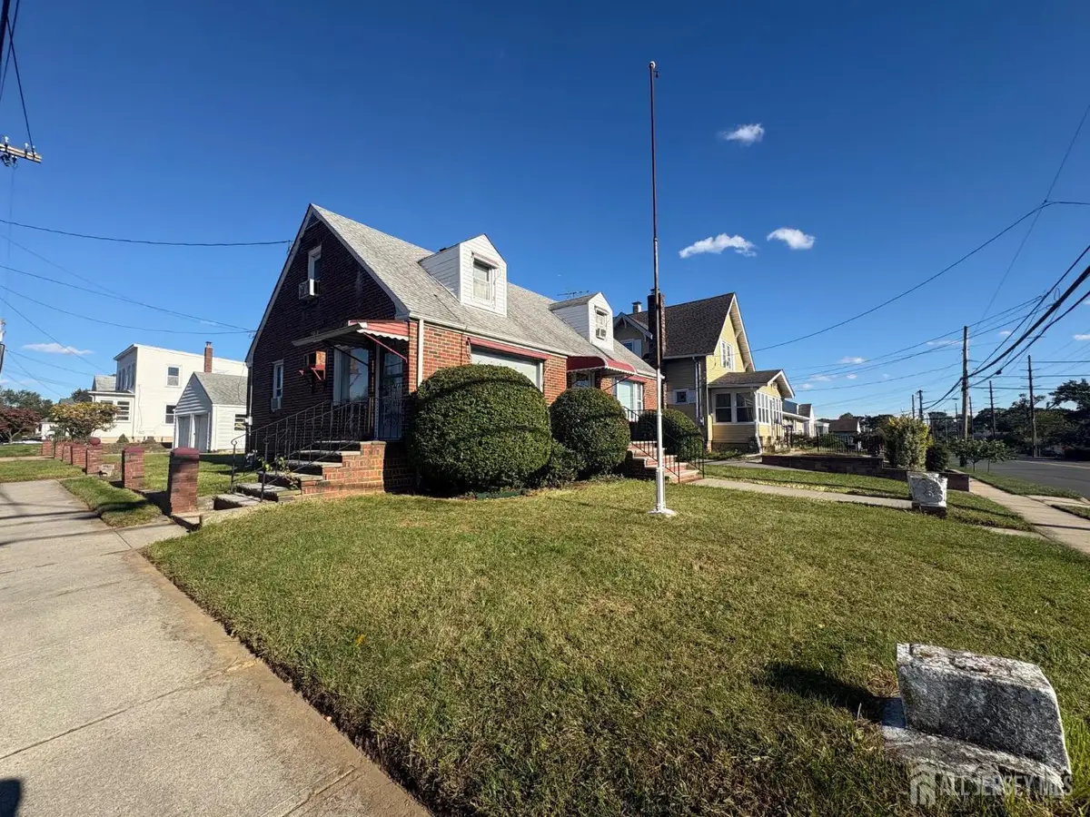 -505 S Pine Avenue S, Sayreville, NJ 08879 - #1