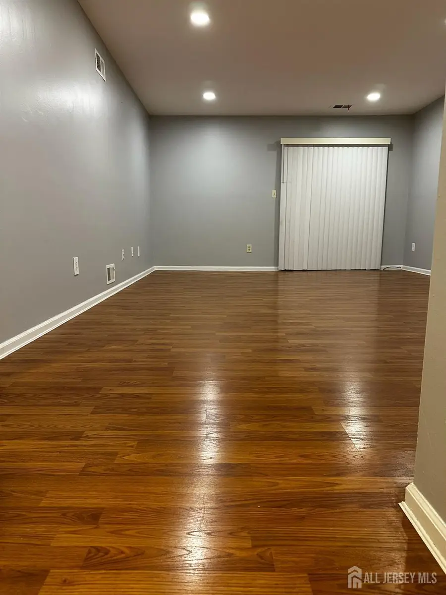 -701 Woodbridge Commons Way, Iselin, NJ 08830 - #2