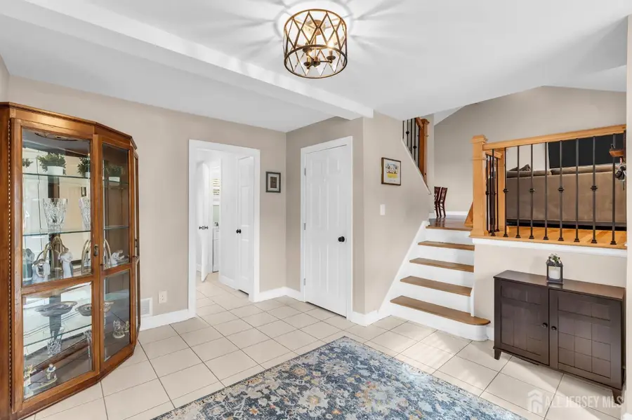 -4 White Oak Rd, East Brunswick, NJ 08816 - #3
