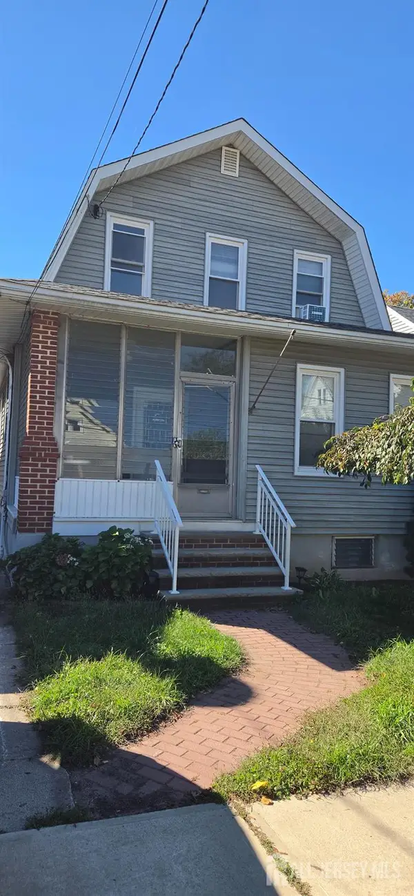 -20 Dix Street, New Brunswick, NJ 08901