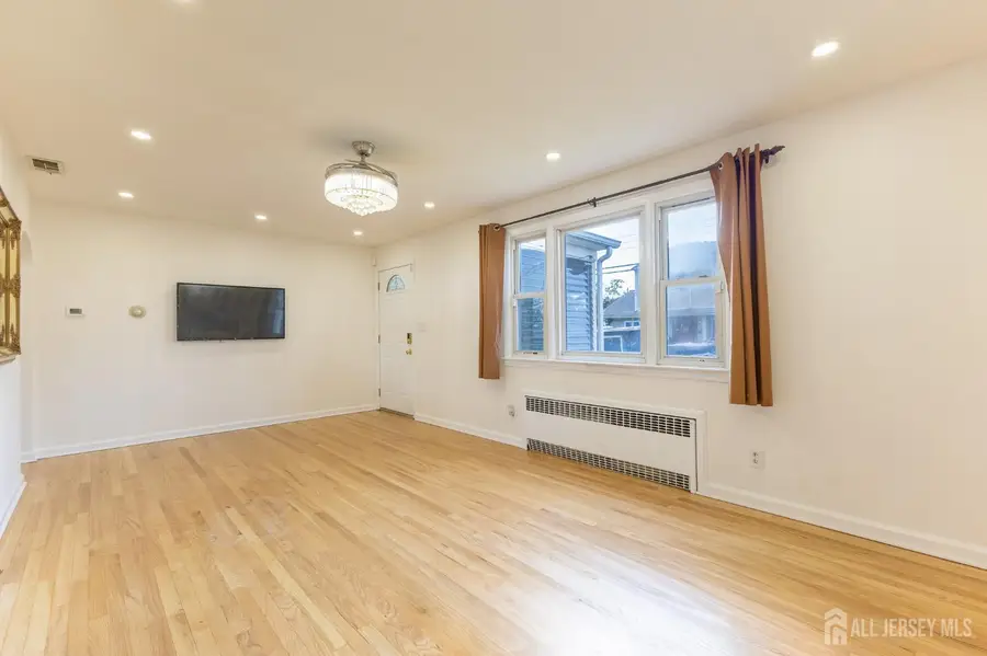 -2 Hilltop Avenue, Sayreville, NJ 08879 - #3