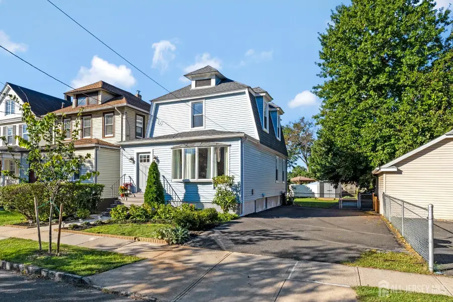 -208 Walnut Street, Roselle Park, NJ 07204 - #2