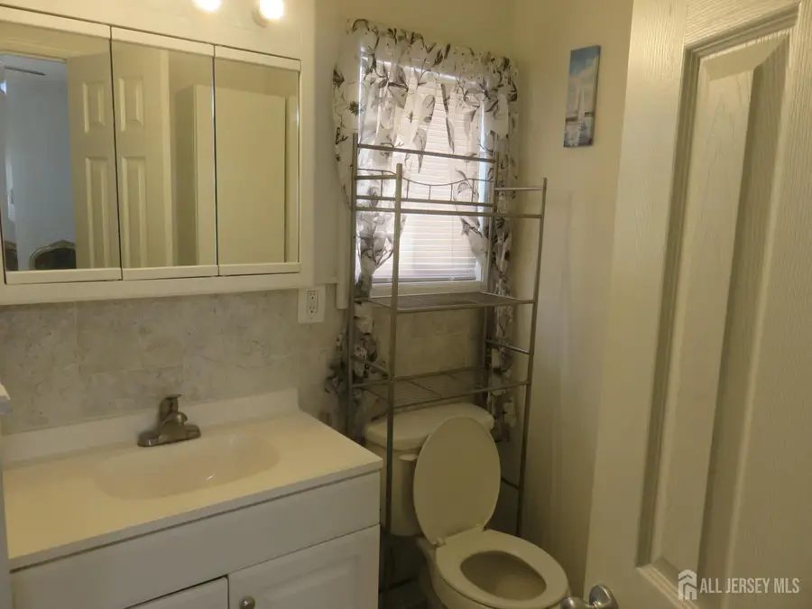 -652 Cornell Street, Perth Amboy, NJ 08861 - #3