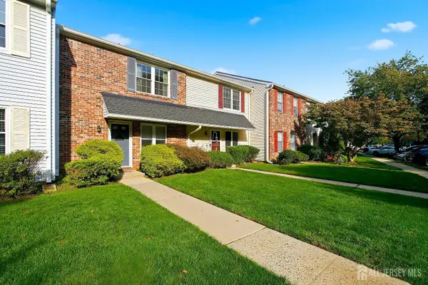 -369 Mcdowell Drive, East Brunswick, NJ 08816