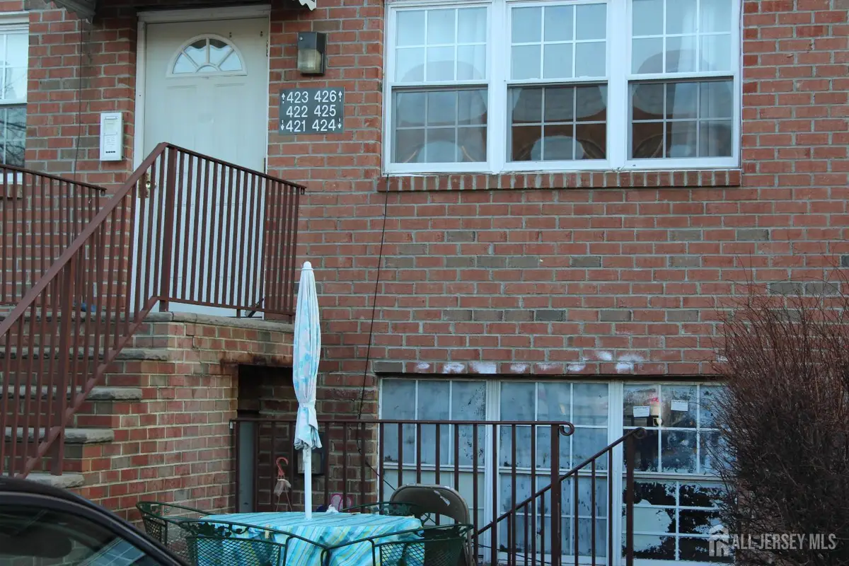 -421 College Drive, Edison, NJ 08817 - #1