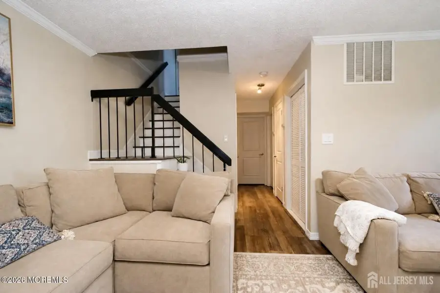 -56 Farnham Square, Parlin, NJ 08859 - #3