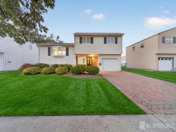 -24 Stima Avenue, Carteret, NJ 07008