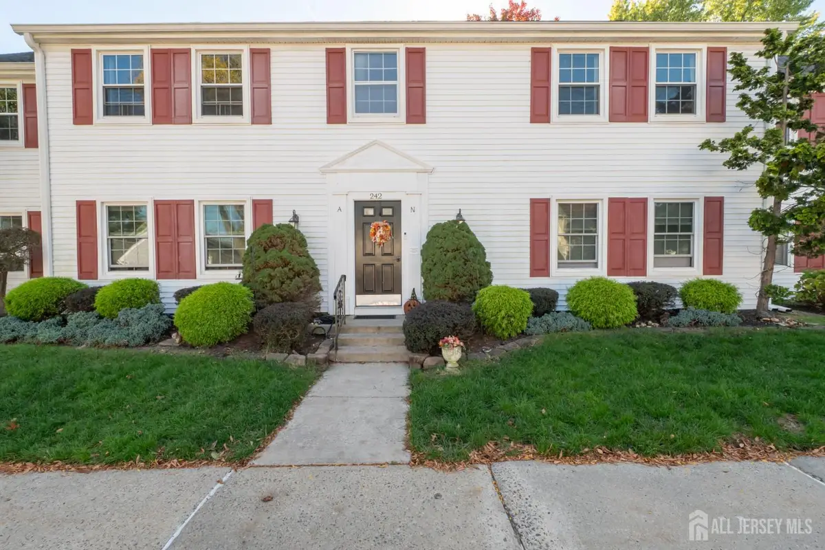 -242 Marblehead Lane #N, Monroe, NJ 08831 - #1