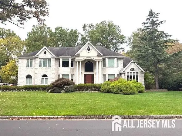 -21 Southfield Road, Edison, NJ 08820