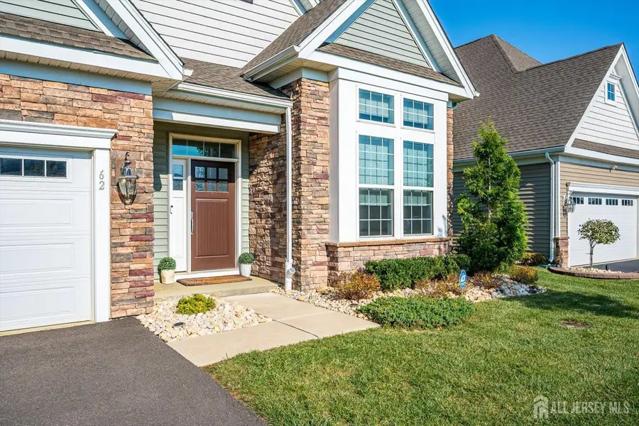 -62 Vizcaya Drive, Monroe, NJ 08831 - #3