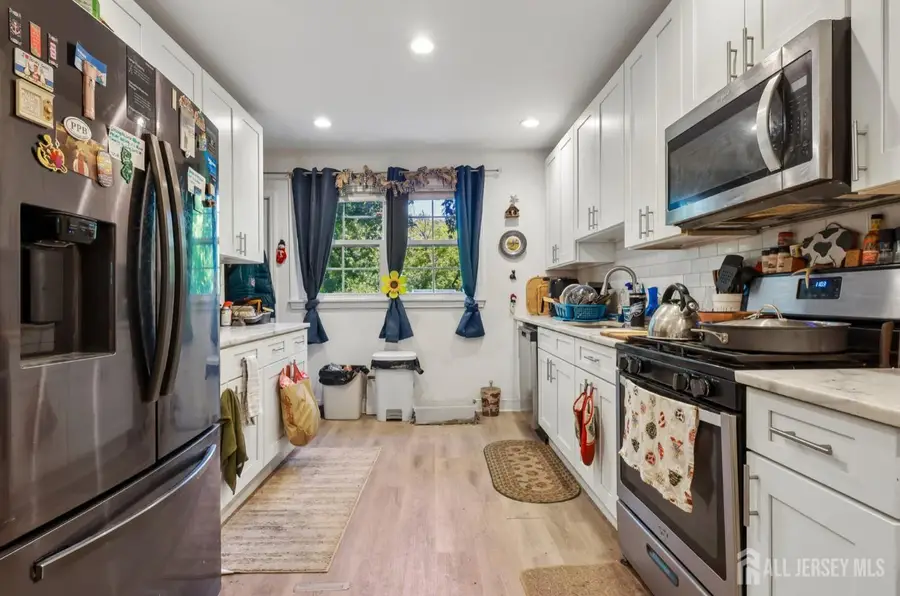 -194 Washington Street, Rocky Hill, NJ 08553 - #3
