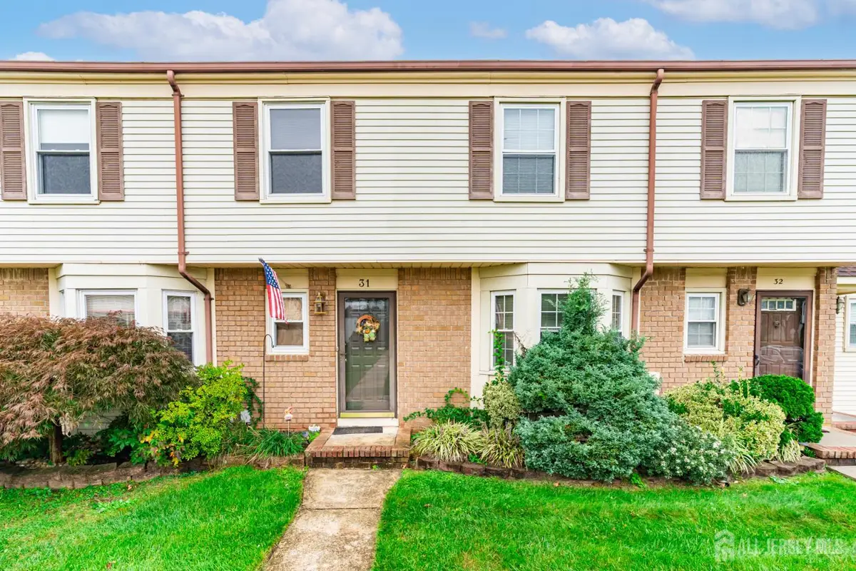 -31 Astor Court, Sayreville, NJ 08872 - #1