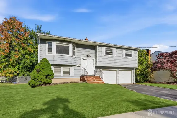 -75 Tammy Place, Iselin, NJ 08830