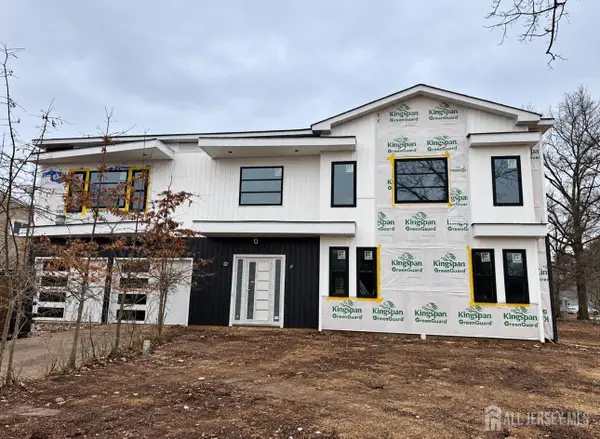 -3 Tyne Court, South Brunswick, NJ 08824