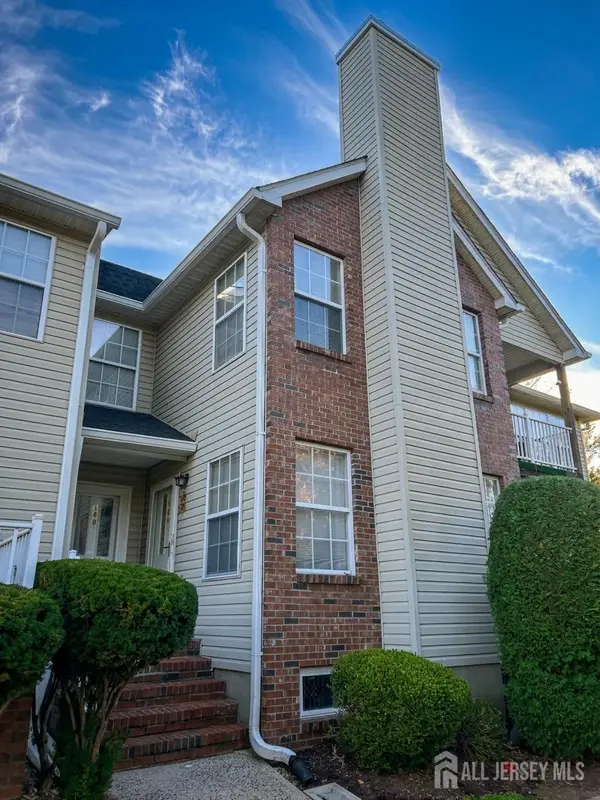 -189 Barclay Court, Piscataway, NJ 08854
