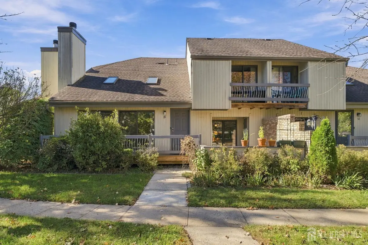 -19 Sherborne Street, Franklin Park, NJ 08873 - #1