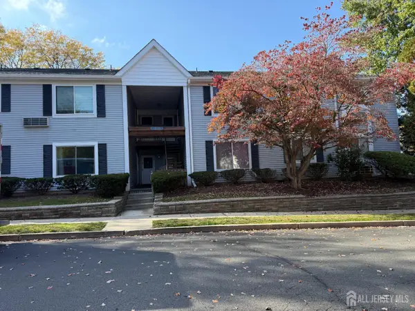 -73 Eton Way, Franklin, NJ 08873