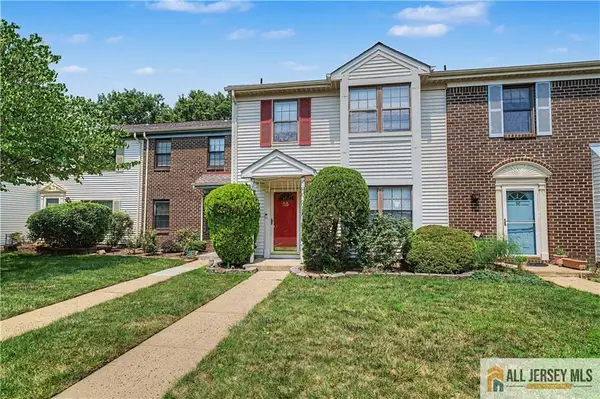 -55 Pear Tree Lane, Franklin, NJ 08823