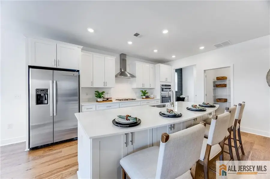 -8 Galerie Court, Monroe, NJ 08831 - #3