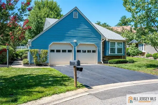 -32 John Adams Court, Monroe, NJ 08831